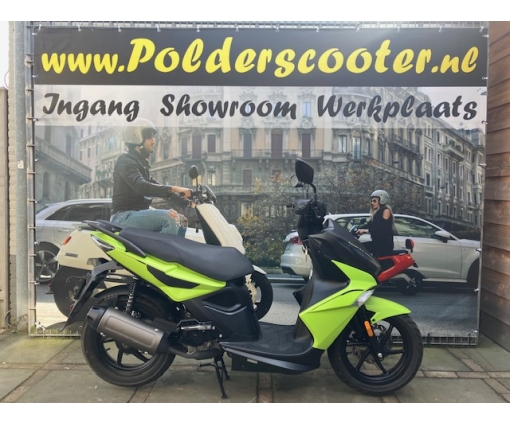 Kymco Super 8R mat zwart groen